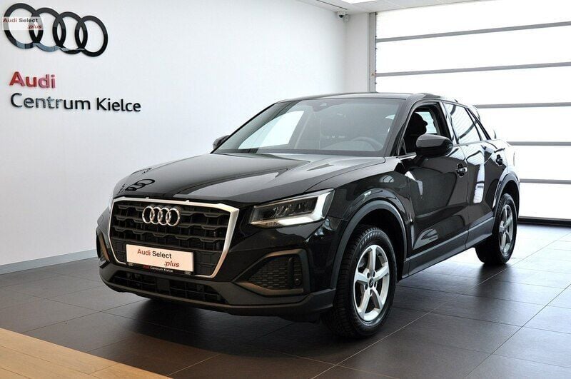 Czarny Używany 2024 Audi Q2 SUV | 119 980 zł (Uczciwa cena) - Obraz 1/4