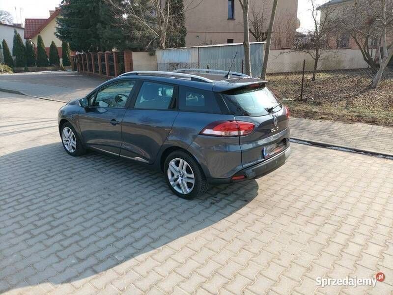 Używany Renault Clio GrandTour 90 KM (66 kW) 2018 Niebieski Kombi