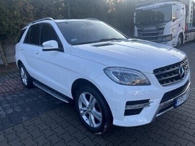 Biały Używany 2015 Mercedes 350 SUV | 71 500 zł - Obraz 1/4