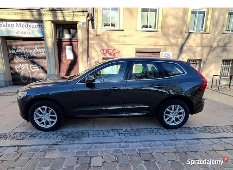 Brązowy Używany 2019 Volvo XC60 SUV | 113 900 zł (Uczciwa cena) - Obraz 1/4
