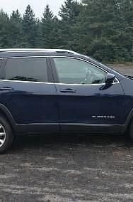 Używany Jeep Cherokee Limited 140 KM (102 kW) 2014 Inny kolor SUV