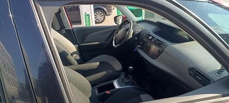 Czerwony Używany 2016 Citroën Grand C4 Picasso Minivan | 29 900 zł (Super Cena) - Obraz 1/4