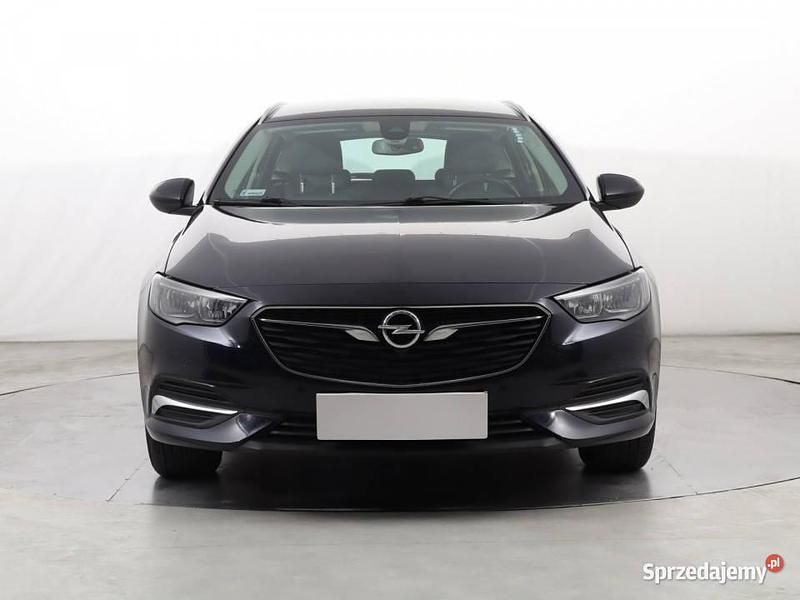 Niebieski Używany 2020 Opel Insignia Kombi | 58 999 zł (Uczciwa cena) - Obraz 1/4