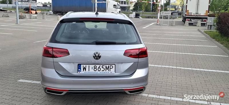 Używany VW Passat 2022 Szary Kombi