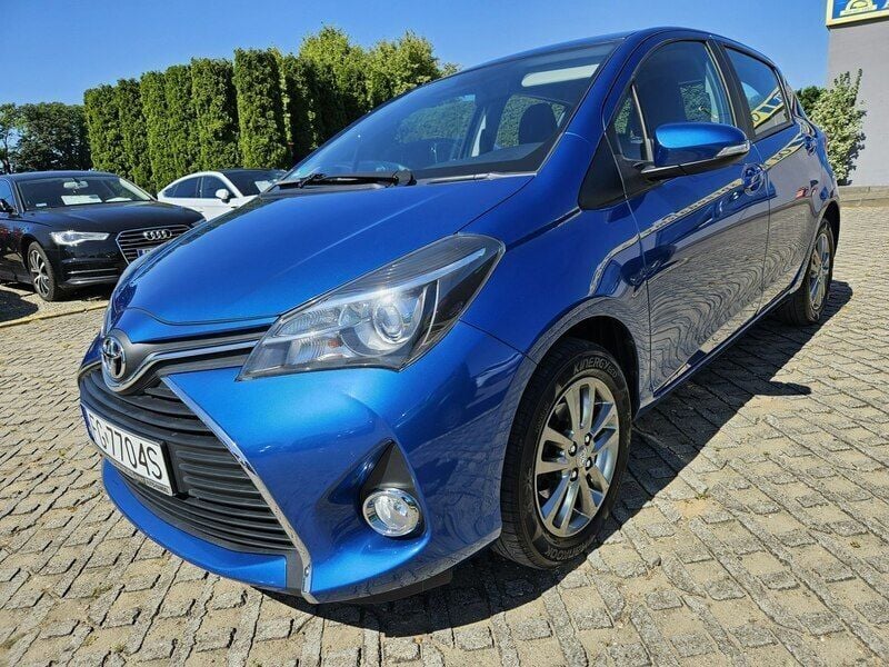Niebieski Używany 2014 Toyota Yaris Hatchback | 37 400 zł (Drogi) - Obraz 1/4