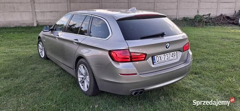 Używany BMW 520 2010 Inny kolor Kombi