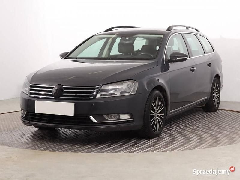 Używany VW Passat 2011 Szary Kombi
