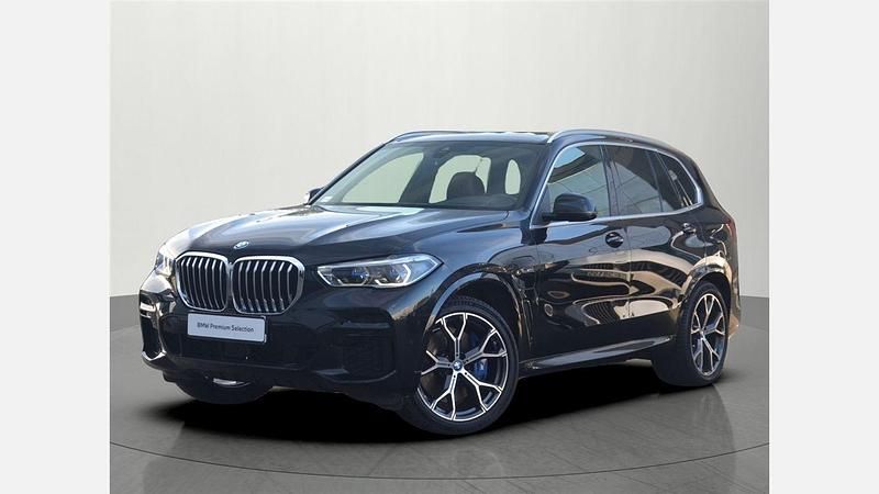 Black sapphire metallic metalizowany Używany 2021 BMW X5 Performance SUV | 249 900 zł - Obraz 1/3