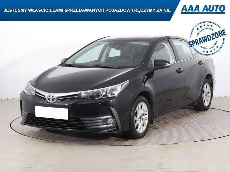 Używany Toyota Corolla 2018 Czarny