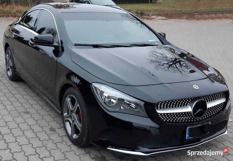 Czarny Używany 2019 Mercedes CLA250 Sedan/Limuzyna | 89 900 zł (Dobra cena) - Obraz 1/4