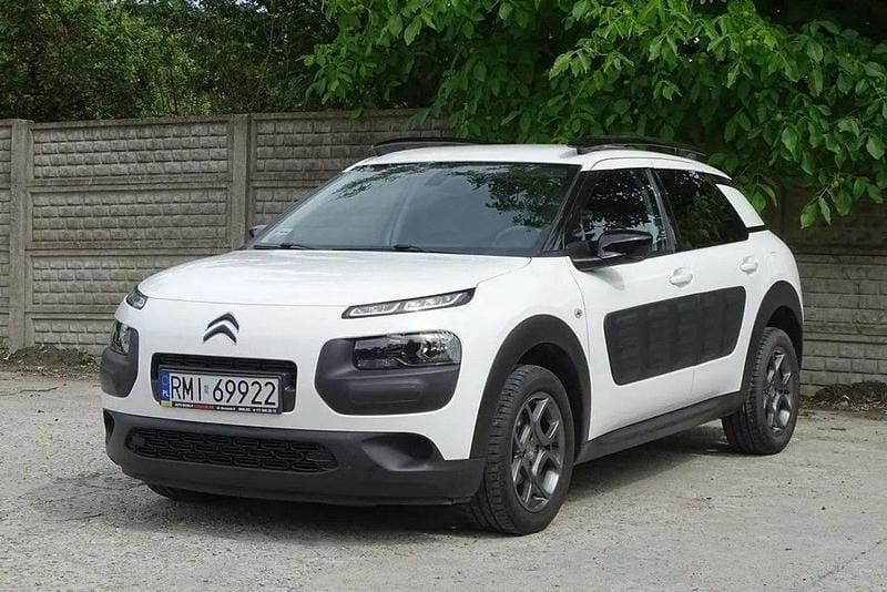 Używany Citroën C4 82 KM (60 kW) 2017 Biały SUV