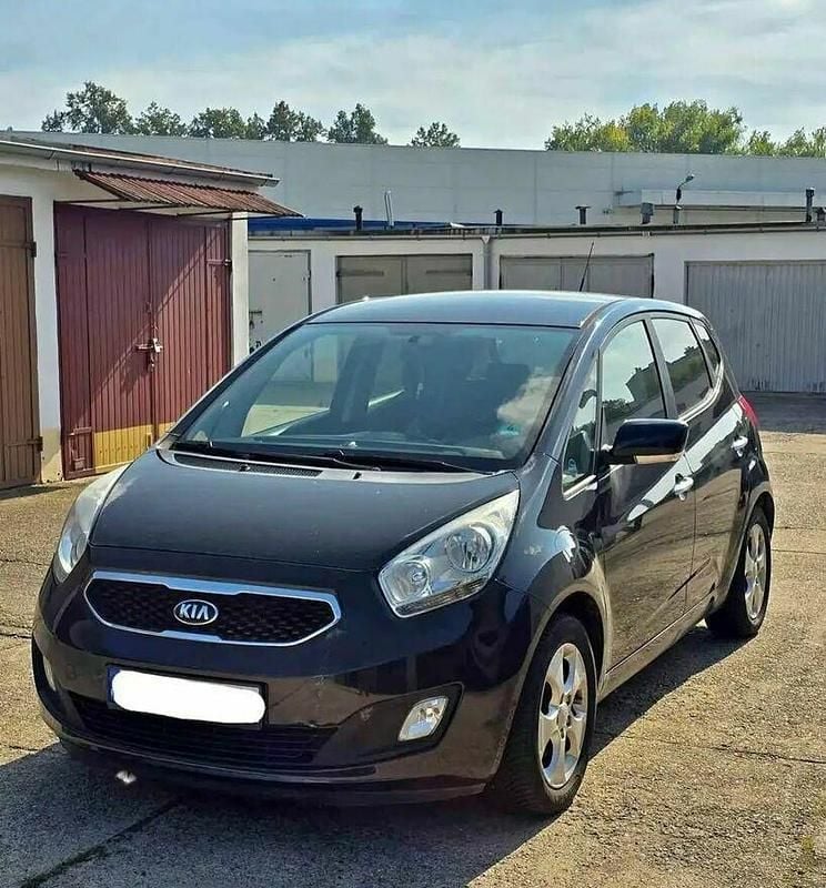 Używany Kia Venga 2015 Czerwony Hatchback