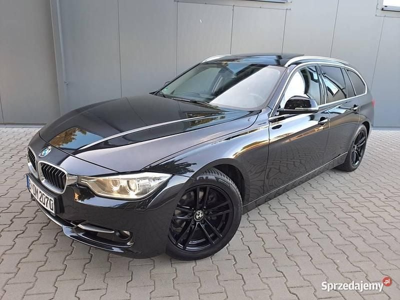 Używany 2013 BMW 320 Sport Line | 22 900 zł (Super Cena) - Obraz 1/4