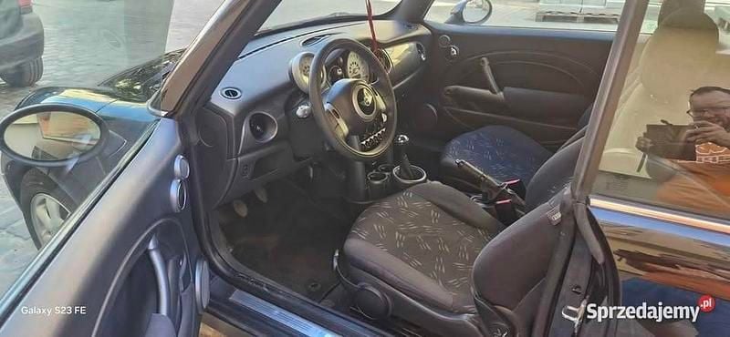 Używany 2004 Mini One Cabriolet Kabriolet | 11 900 zł - Obraz 1/4