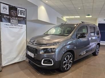 Szary Używany 2021 Citroën Berlingo Shine Minivan | 84 900 zł (Uczciwa cena) - Obraz 1/4