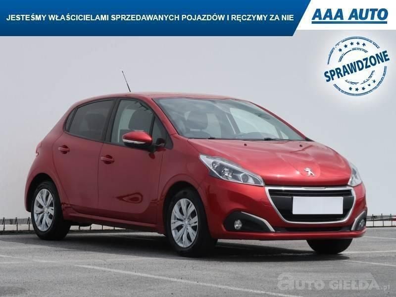 Czerwony Używany 2019 Peugeot 208 Hatchback | 30 999 zł (Super Cena) - Obraz 1/4