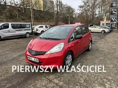 Używany Honda Jazz 90 KM (66 kW) 2011 Czerwony Hatchback