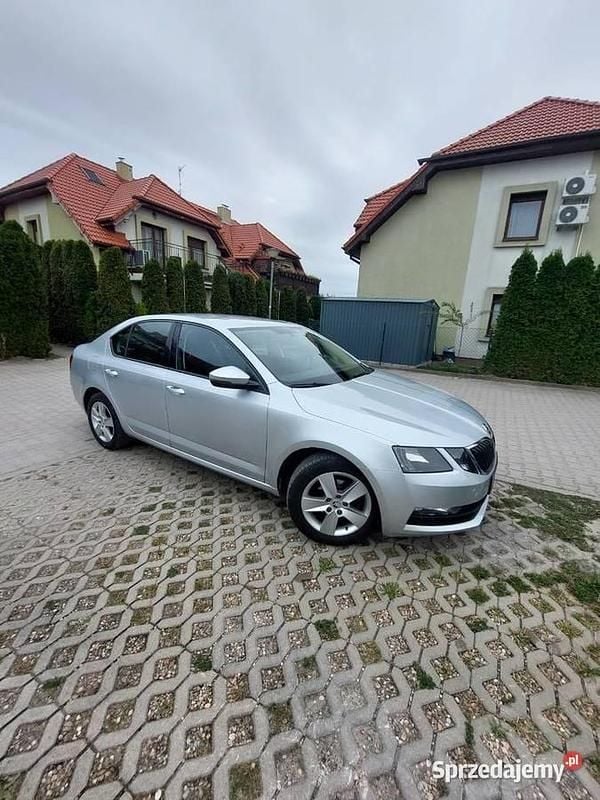 Używany 2018 Skoda Octavia Ambition | 37 500 zł (Uczciwa cena) - Obraz 1/4