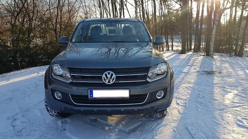 Używany VW Amarok 163 KM (119 kW) 2011 Szary Pickup
