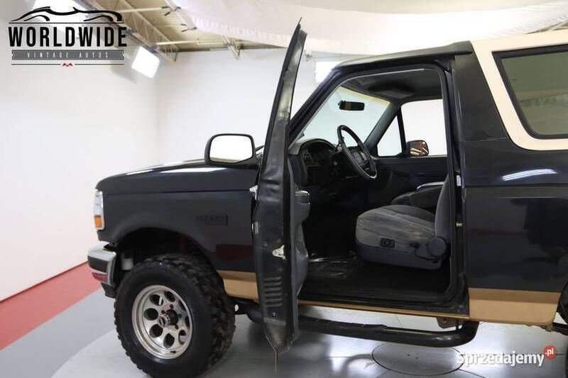 Czarny Używany 1995 Ford Bronco SUV | 69 000 zł - Obraz 1/4
