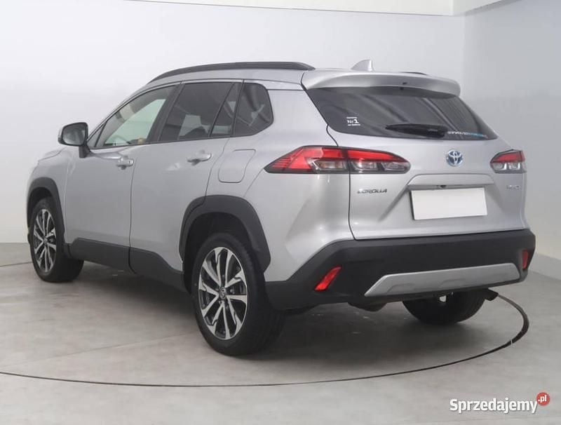 Używany Toyota Corolla Cross 2022 Srebrny SUV
