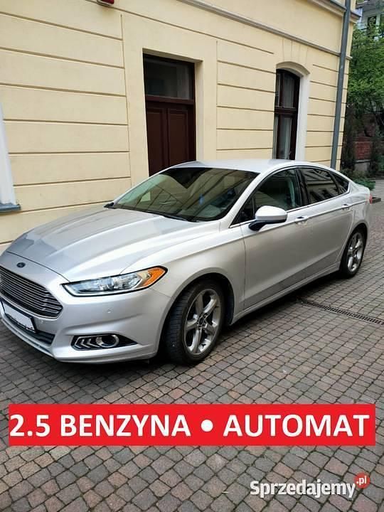 Srebrny Używany 2016 Ford Fusion Sedan/Limuzyna | 41 900 zł (Dobra cena) - Obraz 1/4