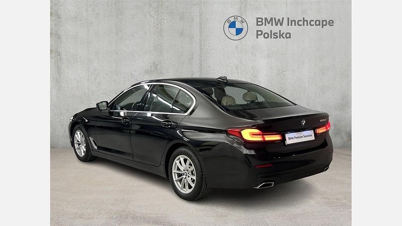 Używany BMW 518 150 KM (110 kW) 2021 Black sapphire metallic metalizowany Sedan/Limuzyna