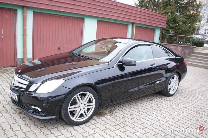 Używany Mercedes E350 292 KM (214 kW) 2010 Coupe