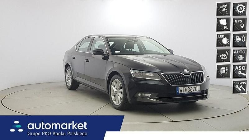 Czarny Używany 2016 Skoda Superb Style Hatchback | 62 850 zł (Super Cena) - Obraz 1/4