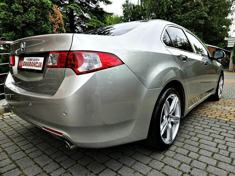 Używany Honda Accord 156 KM (114 kW) 2010 Inny (metalik) Sedan/Limuzyna