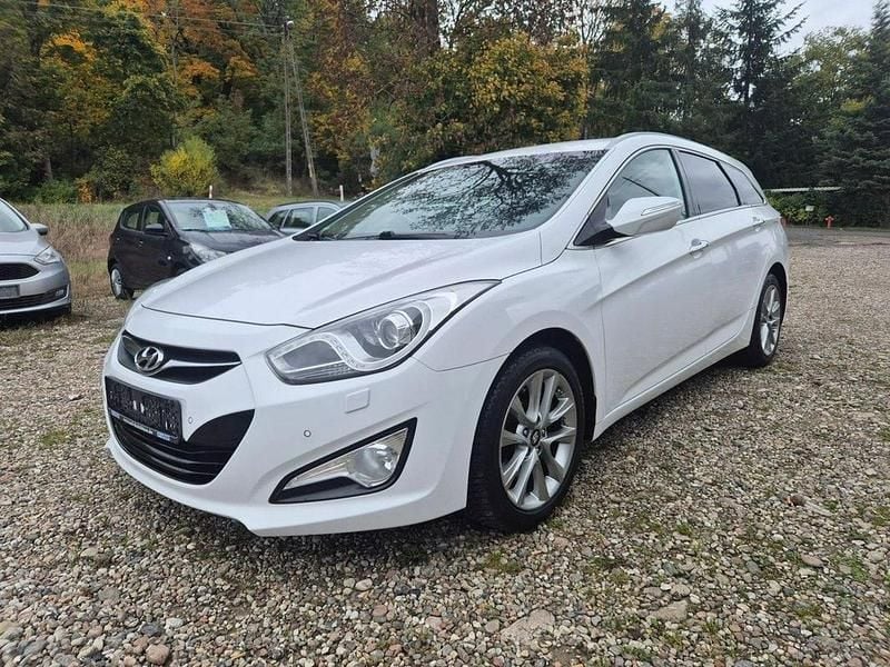 Biały (metalik) Używany 2015 Hyundai i40 Kombi | 27 900 zł (Super Cena) - Obraz 1/4