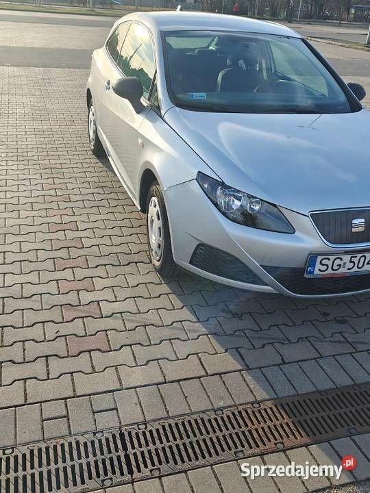 Srebrny Używany 2009 Seat Ibiza | 8900 zł (Dobra cena) - Obraz 1/4