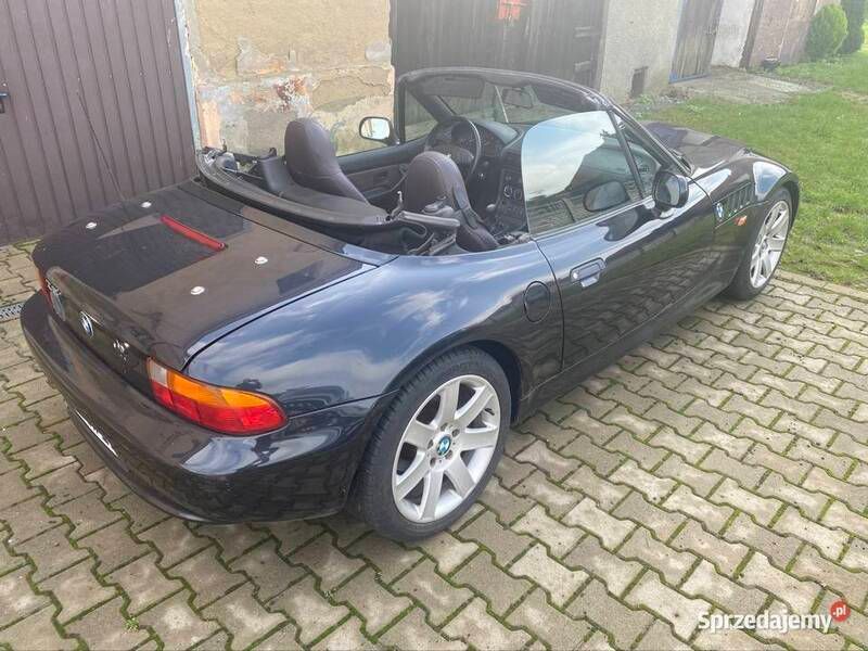 Czarny Używany 1996 BMW Z3 Kabriolet | 16 300 zł - Obraz 1/4