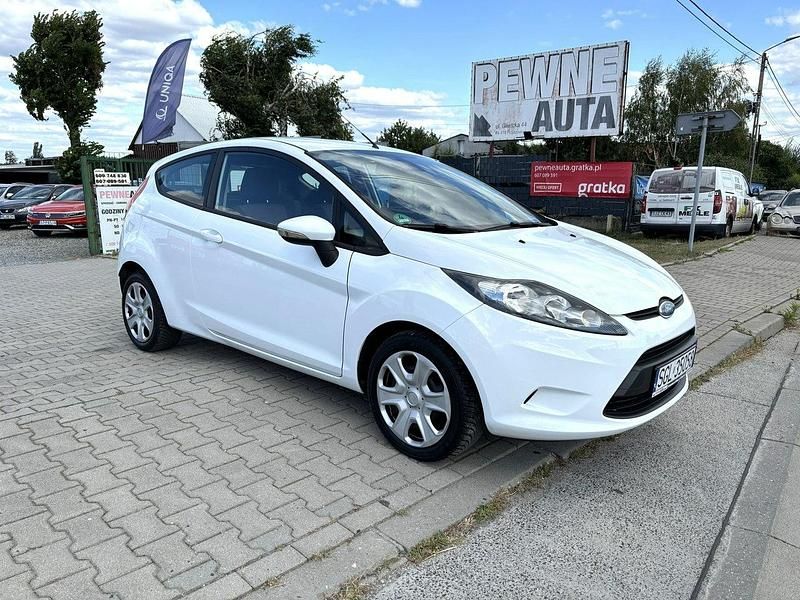 Biały Używany 2009 Ford Fiesta Hatchback | 19 900 zł (Dość drogi) - Obraz 1/4
