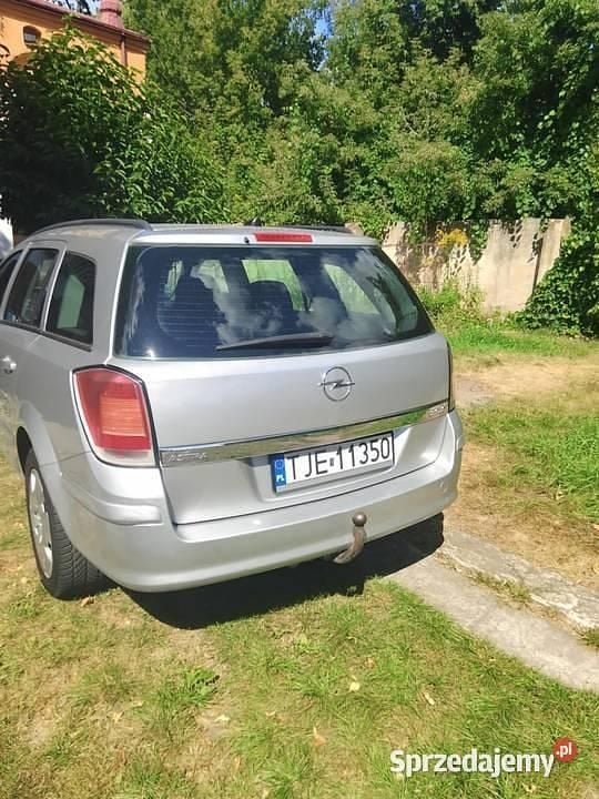 Srebrny Używany 2006 Opel Astra Kombi | 6000 zł (Uczciwa cena) - Obraz 1/4