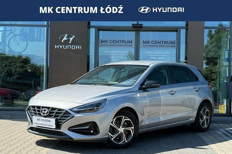 Szary Używany 2022 Hyundai i30 Hatchback | 79 900 zł (Uczciwa cena) - Obraz 1/4