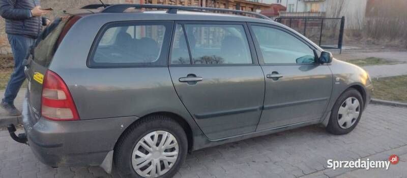 Beżowy Używany 2003 Toyota Corolla Kombi | 3500 zł (Dobra cena) - Obraz 1/4