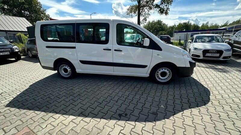 Używany Fiat Scudo 120 KM (88 kW) 2009 Biały Van