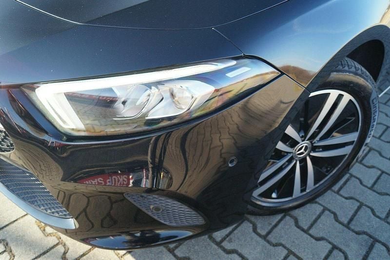 Używany Mercedes A250 160 KM (117 kW) 2021 Czarny Hatchback