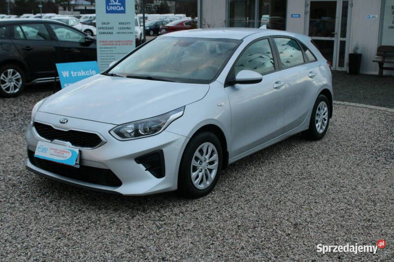 Srebrny Używany 2021 Kia Ceed 2 Hatchback | 47 900 zł (Dobra cena) - Obraz 1/4