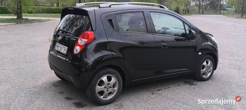 Używany Chevrolet Spark 68 KM (50 kW) 2013 Czarny Hatchback