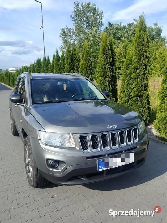 Szary Używany 2012 Jeep Compass Limited SUV | 29 900 zł - Obraz 1/4
