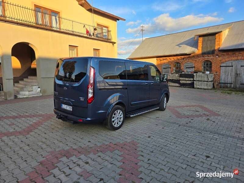 Używany Ford Tourneo Custom Titanium 2023 Niebieski Van