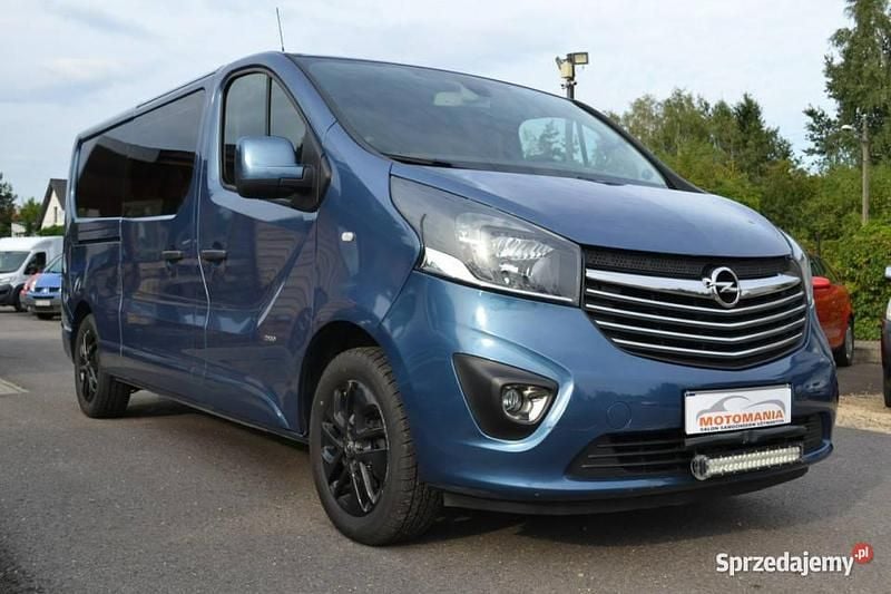 Niebieski Używany 2016 Opel Vivaro Minivan | 54 900 zł (Dobra cena) - Obraz 1/4
