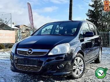 Używany Opel Zafira Cosmo 140 KM (102 kW) 2010 Czarny (metalik) Minivan