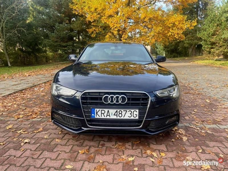 Granatowy Używany 2009 Audi A5 S-Line Sedan/Limuzyna | 35 900 zł (Uczciwa cena) - Obraz 1/4