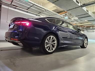 Niebieski Używany 2020 Audi A5 Sportback Sedan/Limuzyna | 117 700 zł - Obraz 1/4