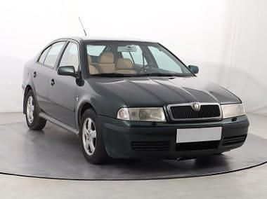 Używany Skoda Octavia 110 KM (80 kW) 2003 Zielony Hatchback