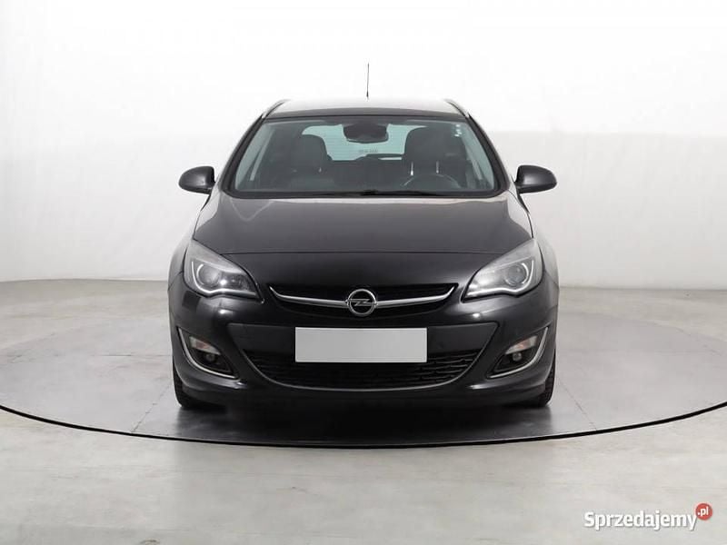 Czarny Używany 2014 Opel Astra Kombi | 23 999 zł (Uczciwa cena) - Obraz 1/4