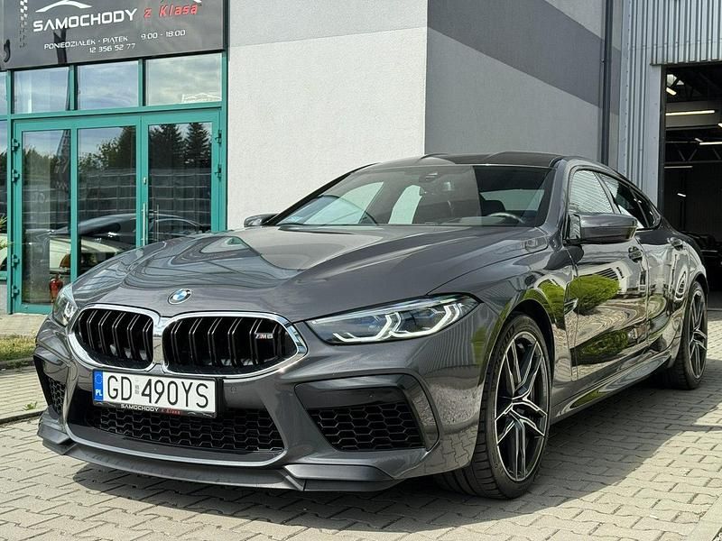 Szary Używany 2021 BMW M8 Shadowline Coupe | 399 000 zł - Obraz 1/4